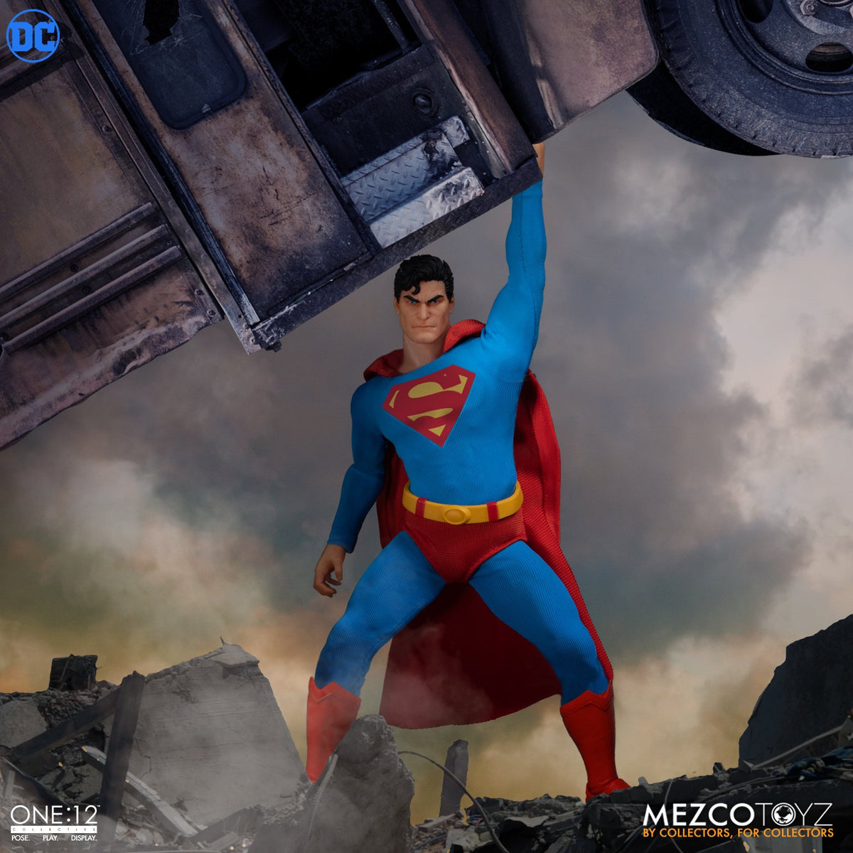 Mezco One:12 Collective Superman Man of Steel Edition