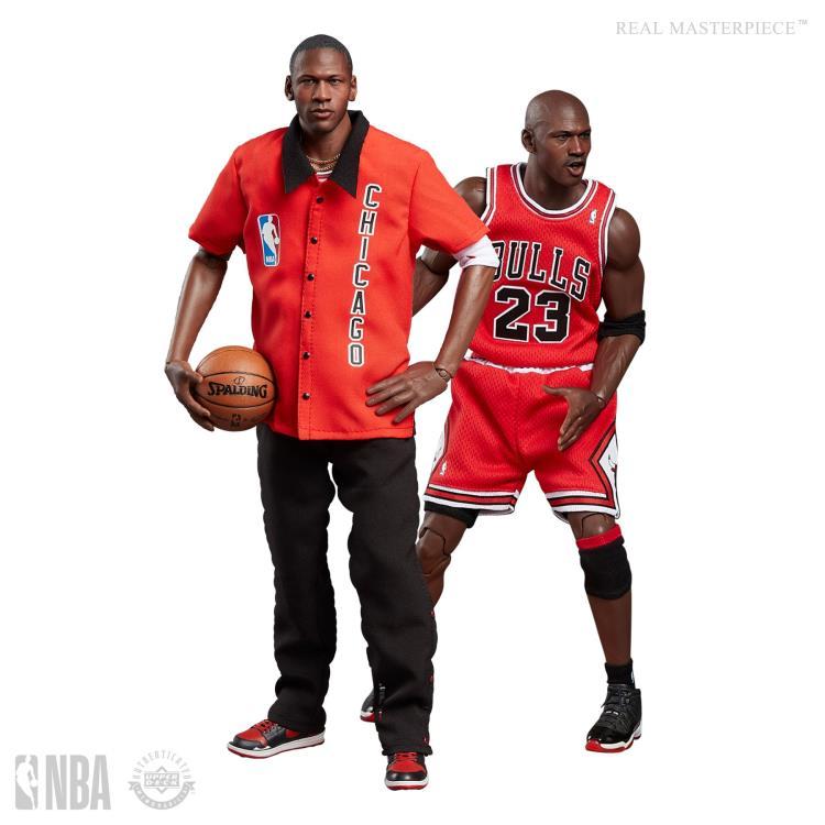 Medicom MAFEX NBA Chicago Bulls Michael Jordan Figure (red)