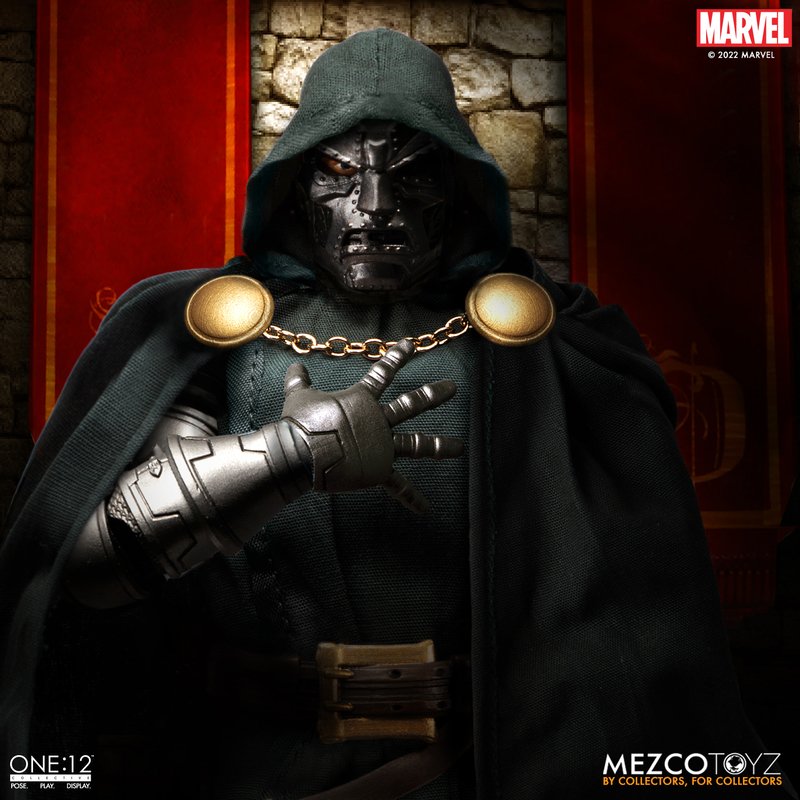 Mezco-Doctor-Doom
