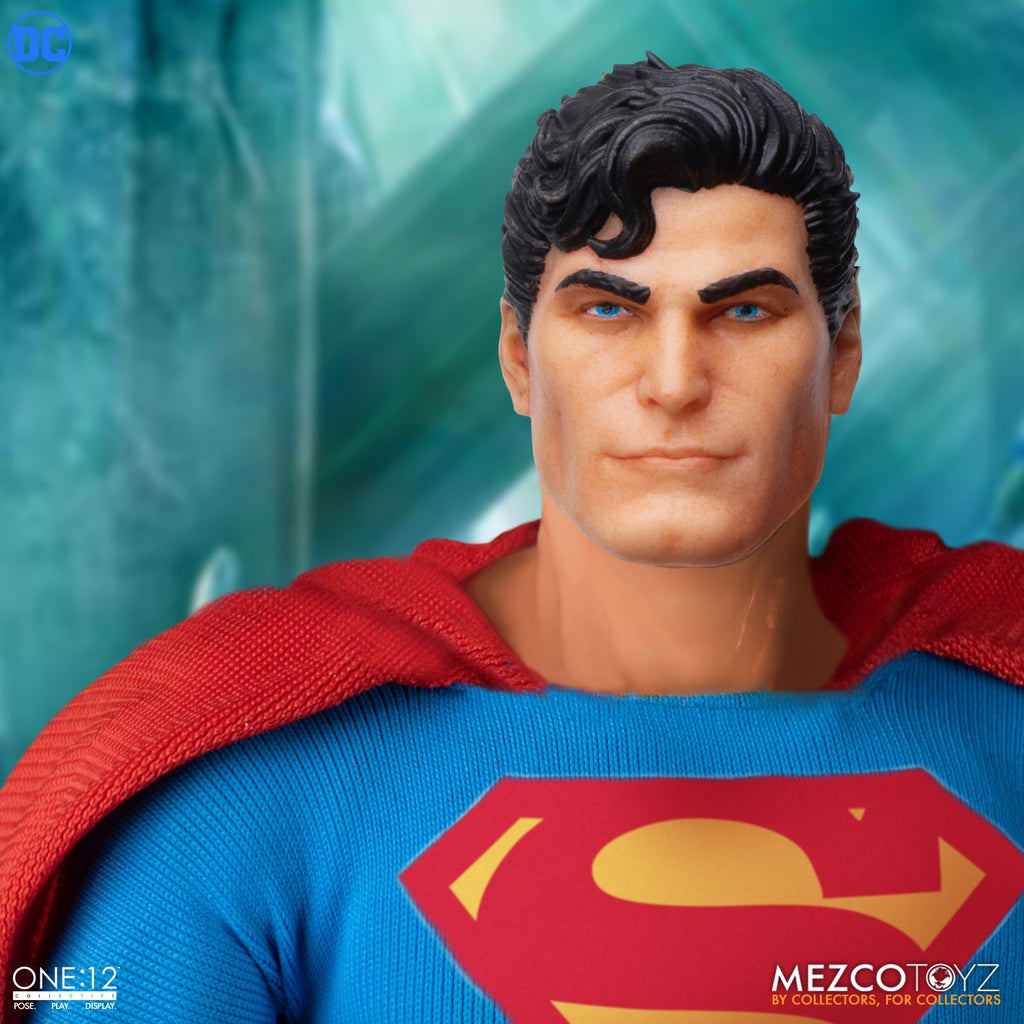 Mezco-Superman-Man-of-Steel